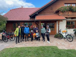 Read more about the article Kolesarjenje: Šmartno pri Litiji