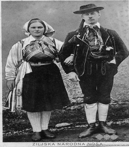 You are currently viewing Predavanje o oblačilni kulturi na Slovenskem