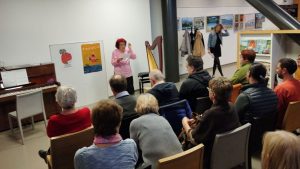 Read more about the article Otvoritev razstave slikarjev DCA Zalog, Povšetova in Golovec pod mentorstvom Vande Žužek v knjižnici Zalog