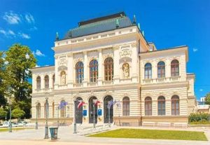 Read more about the article Umetnostna zgodovina v Narodni galeriji